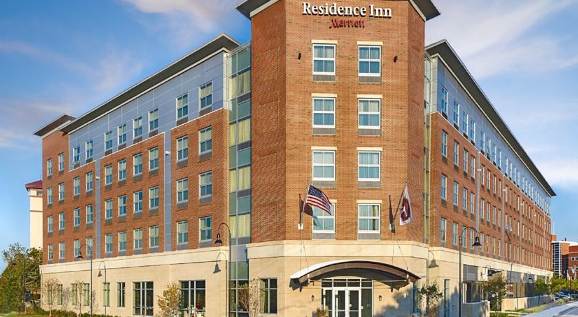 Residence Inn By Marriott Boston Logan Airport/Chelsea Exterior photo